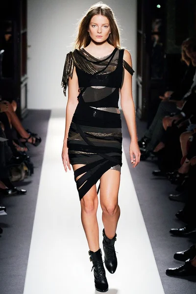 Look 17